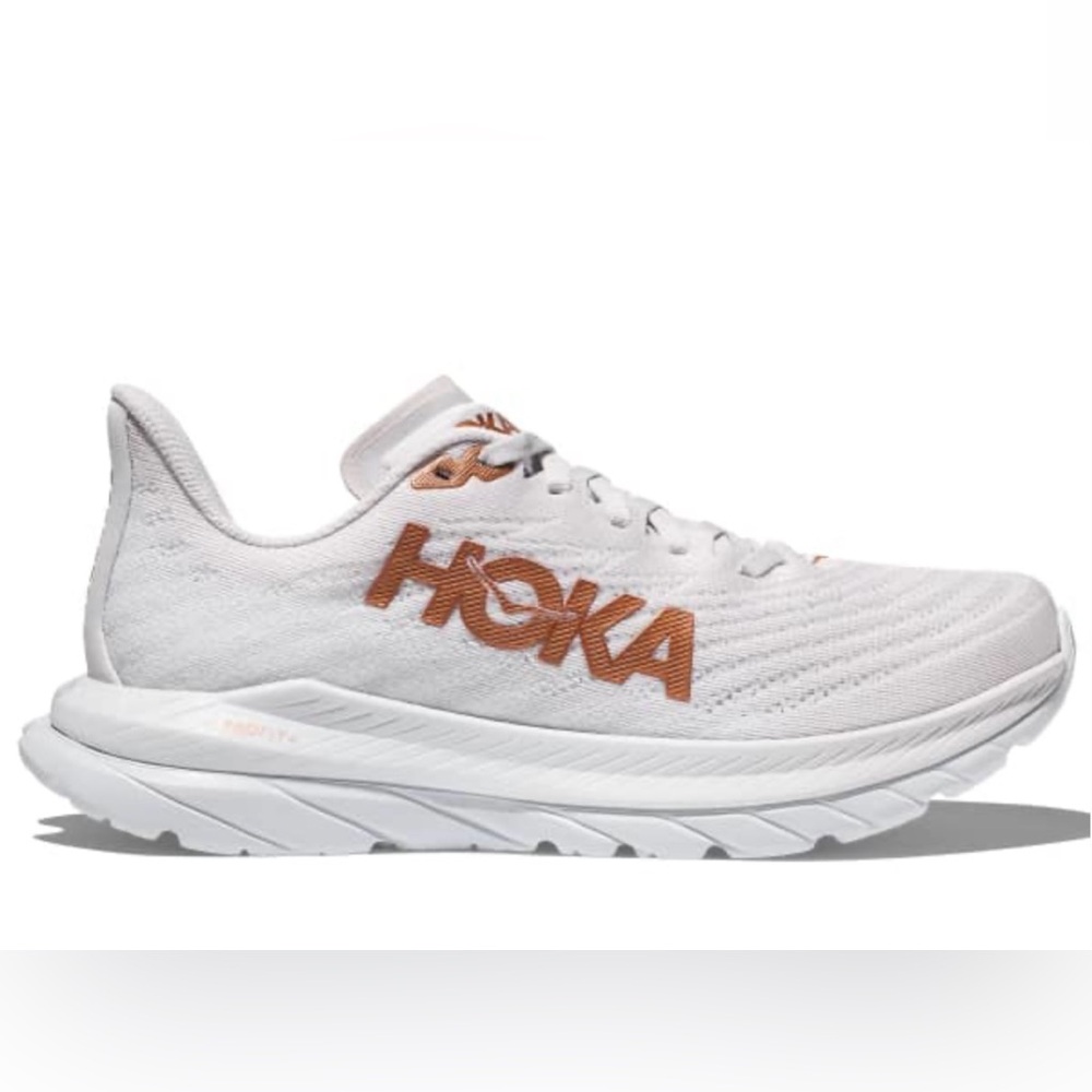 HOKAS W Mach 5 Road Running Sneakers!! Baby pink and gold detailing 🏃‍♀️🏃‍♀️